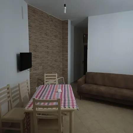 Oricum Apartman *